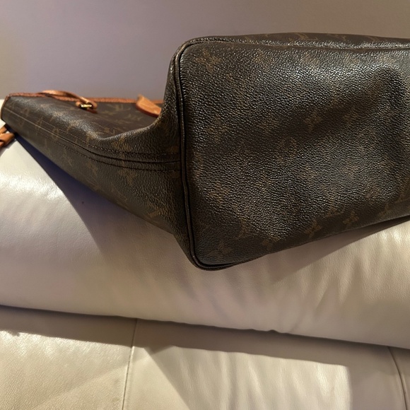 Louis Vuitton Neverfull Monogram MM - Picture 2 of 16